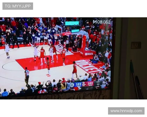 伦纳德前三节低迷表现后末节爆发砍下19分助队绝杀对手